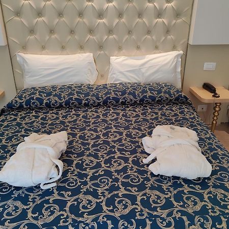 Hotel Ambassador ريميني المظهر الخارجي الصورة