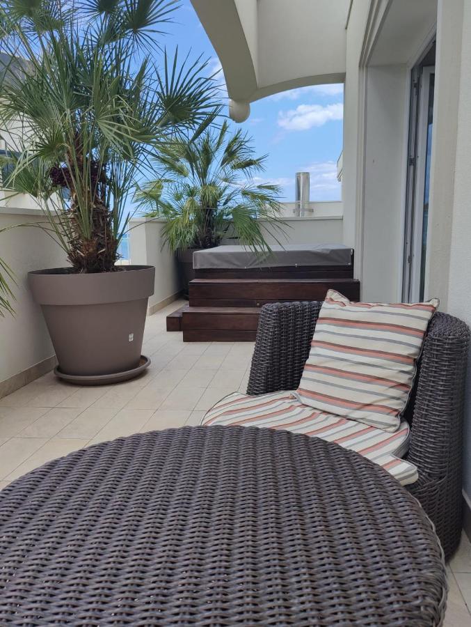 Hotel Ambassador ريميني المظهر الخارجي الصورة