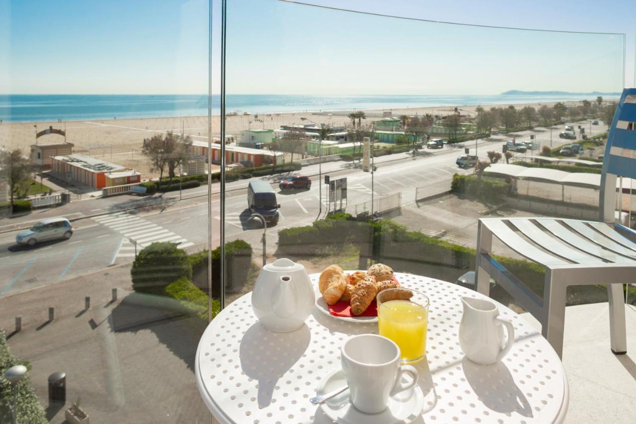 Hotel Ambassador ريميني المظهر الخارجي الصورة