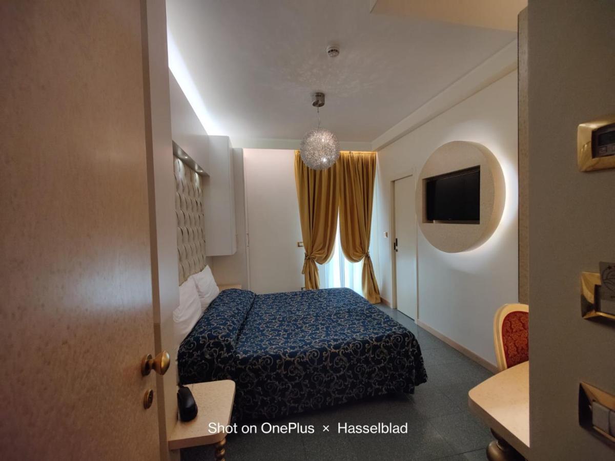 Hotel Ambassador ريميني المظهر الخارجي الصورة