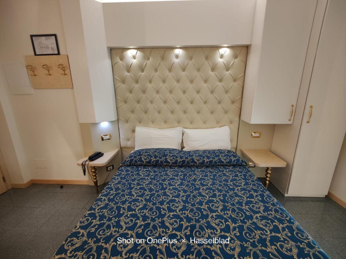 Hotel Ambassador ريميني المظهر الخارجي الصورة