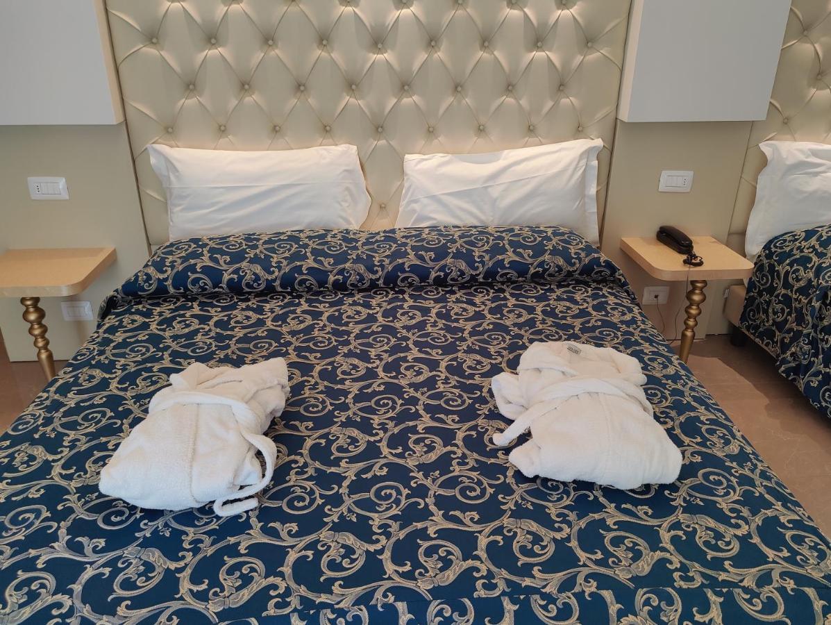 Hotel Ambassador ريميني المظهر الخارجي الصورة