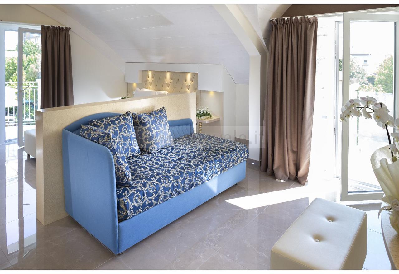 Hotel Ambassador ريميني المظهر الخارجي الصورة