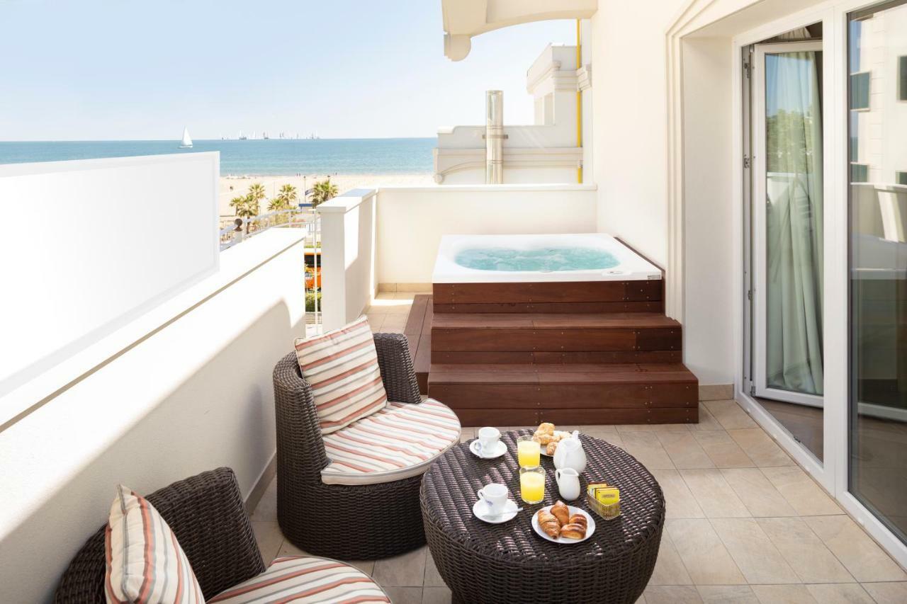 Hotel Ambassador ريميني المظهر الخارجي الصورة