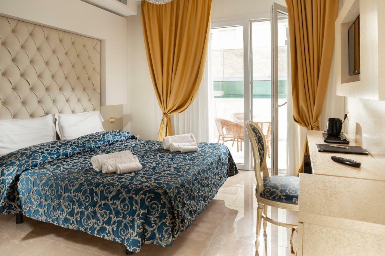 Hotel Ambassador ريميني المظهر الخارجي الصورة